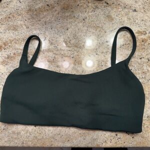 EUC Lululemon Wunder Train Strappy Bra Legacy Green 6